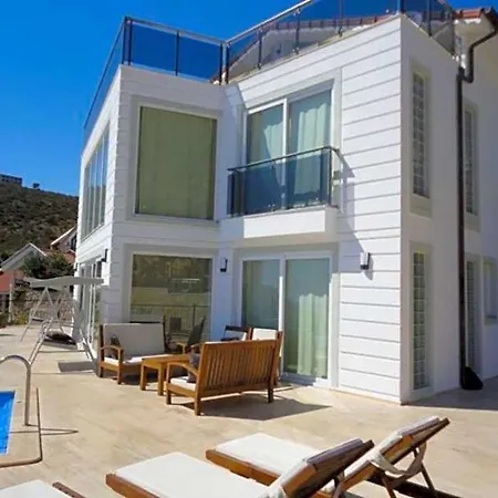 Sleeps 12 Pool Air Con Wifi Kalkan